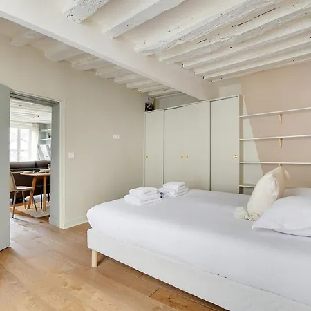 Chic -1br-4p- Marais - Republique * Paříž